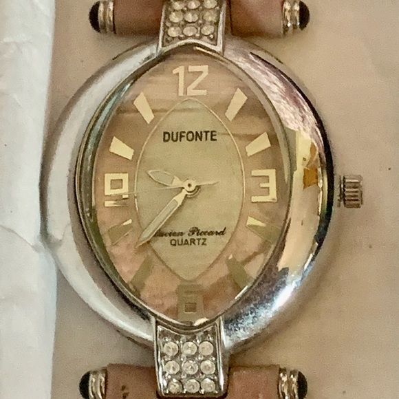 🚩SOLD🚩 Pink Dufonte Watch by Lucien Piccard - Picture 4 of 11